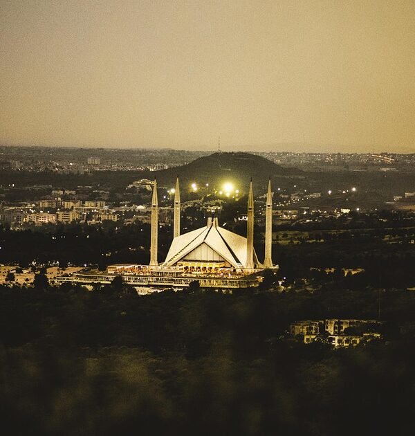 faisal mosque, islamabad, pakistan, masjid, building, symbol, muslim, famous, islamic, religion, architecture, religious, faisal, mosque, travel, shah, minarets, brown mosque, faisal mosque, islamabad, islamabad, islamabad, islamabad, islamabad